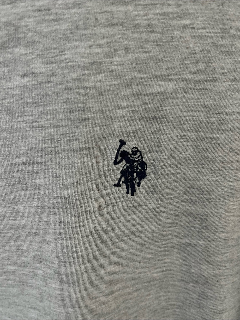U.S. Polo Assn. Boys Gray V-Neck T-Shirt Large 10/12 Casual - Picture 3 of 4